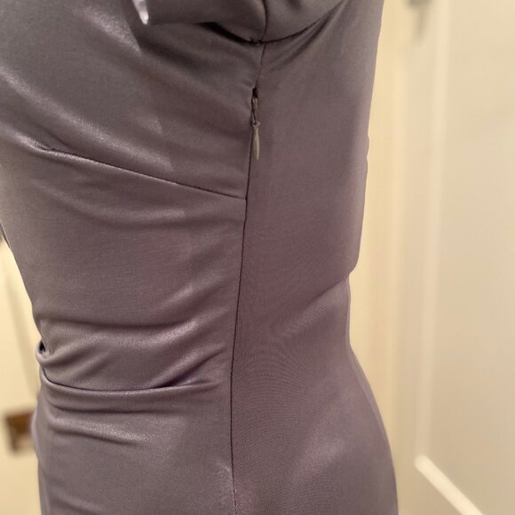 Cachet silver bodycon evening dress with rouching and embellishments. Size 4 - Picture 4 of 6